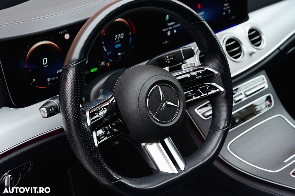 Mercedes-Benz E 300 4MATIC 9G-TRONIC AMG Line - 30