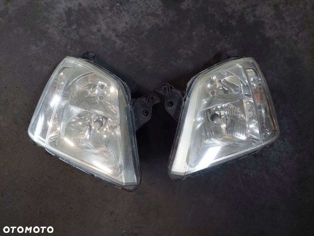 KOMPLETNY PRZÓD MASKA ZDERZAK LAMPA  OPEL MERIVA A - 5