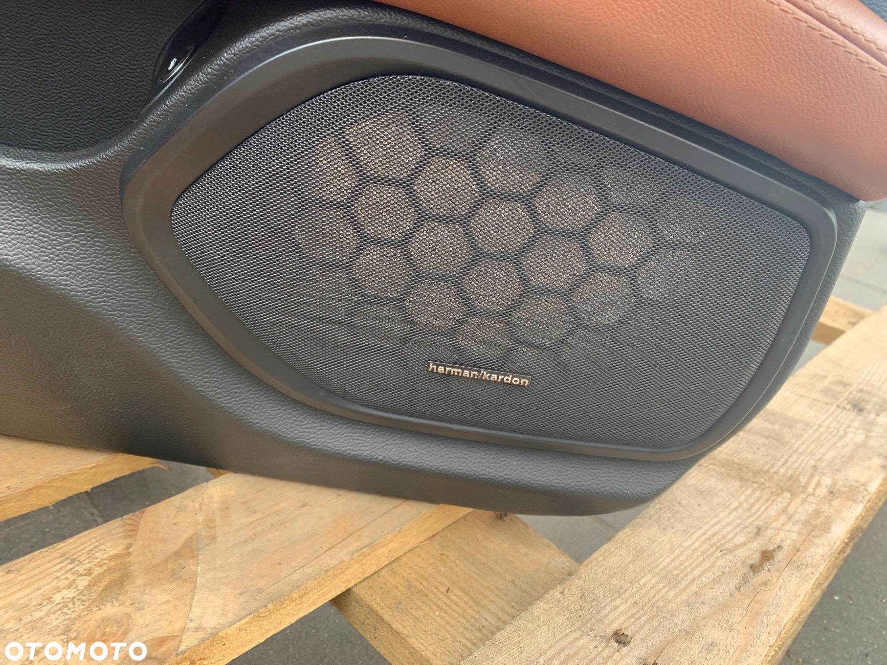 FOTELE TAPICERKA MASERATI GHIBLI III PAMIĘĆ GRZANE ELEKTRYCZNIE REGULOWANE HARMAN KARDON - 12