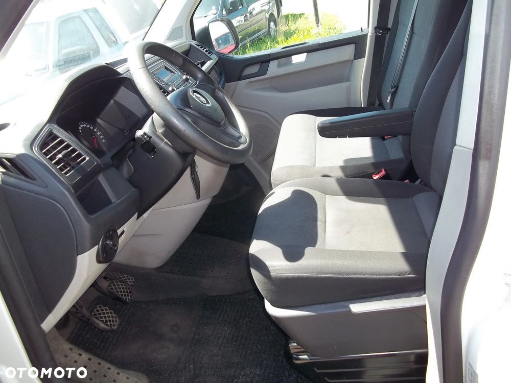 Volkswagen transporter T6 - 13