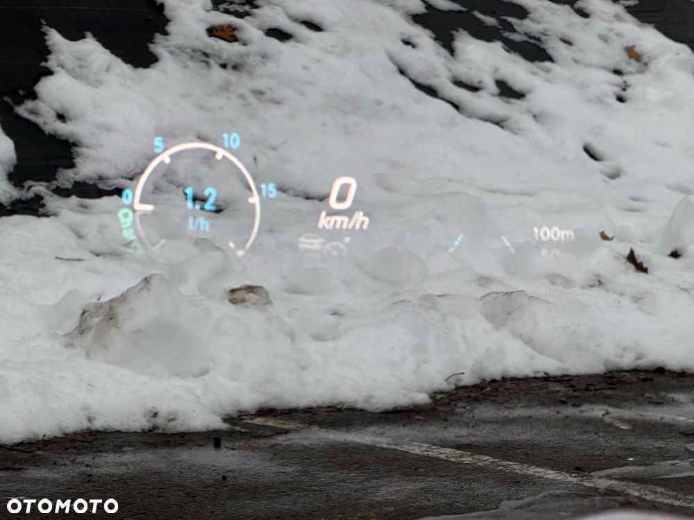 Mercedes-Benz CLA - 22