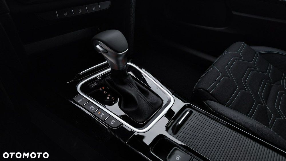 Kia XCeed - 11