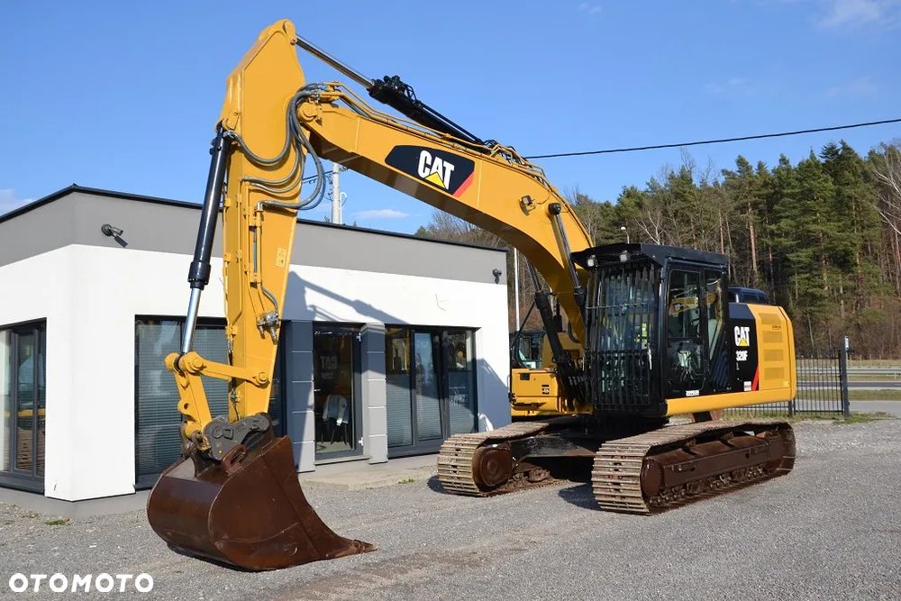 Caterpillar CAT 320 F - 2
