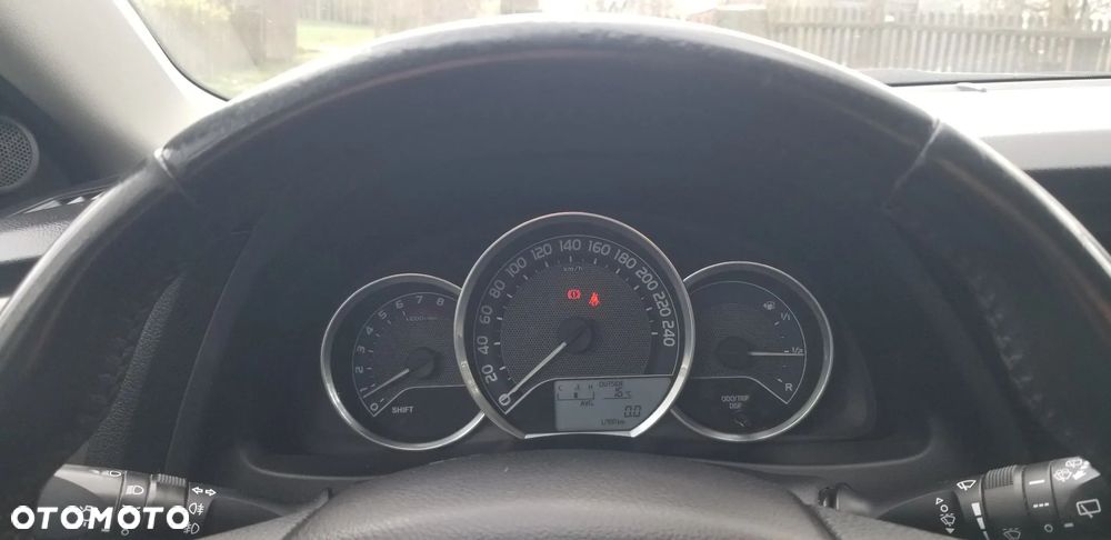 Toyota Auris 1.6 Active - 5