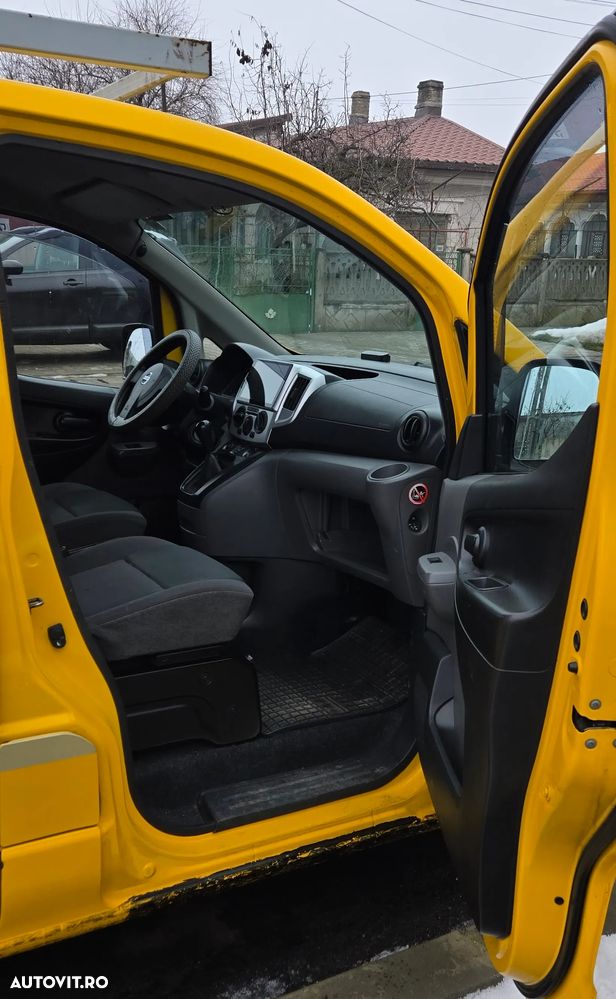 Nissan NV200 - 5
