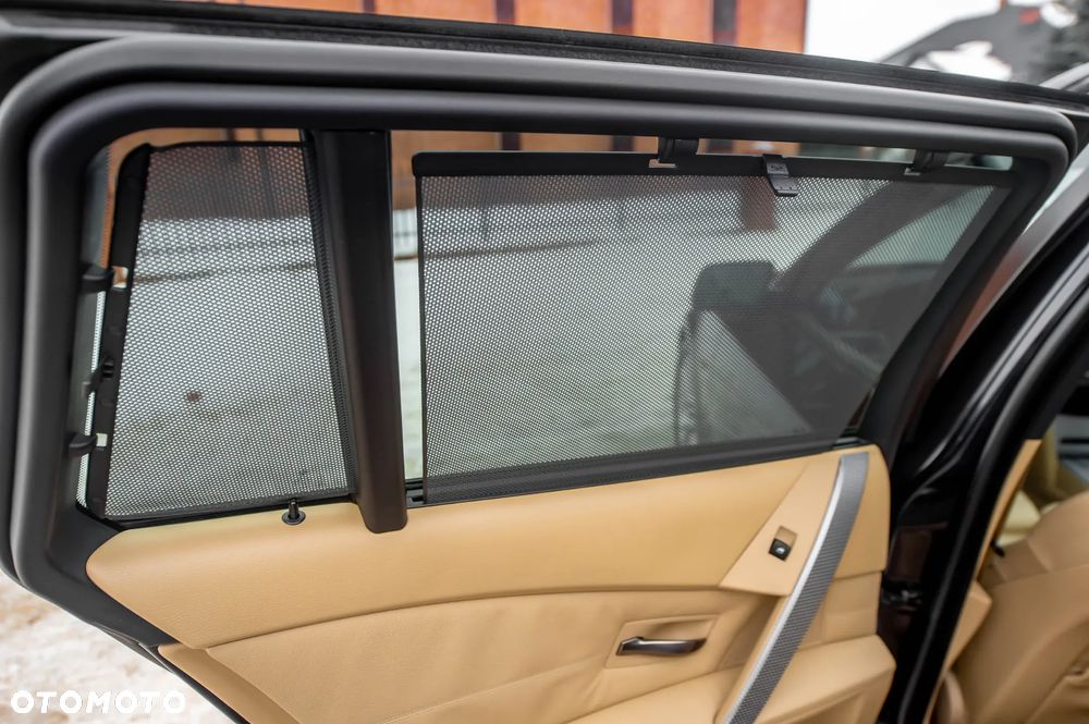 BMW Seria 5 530d - 38