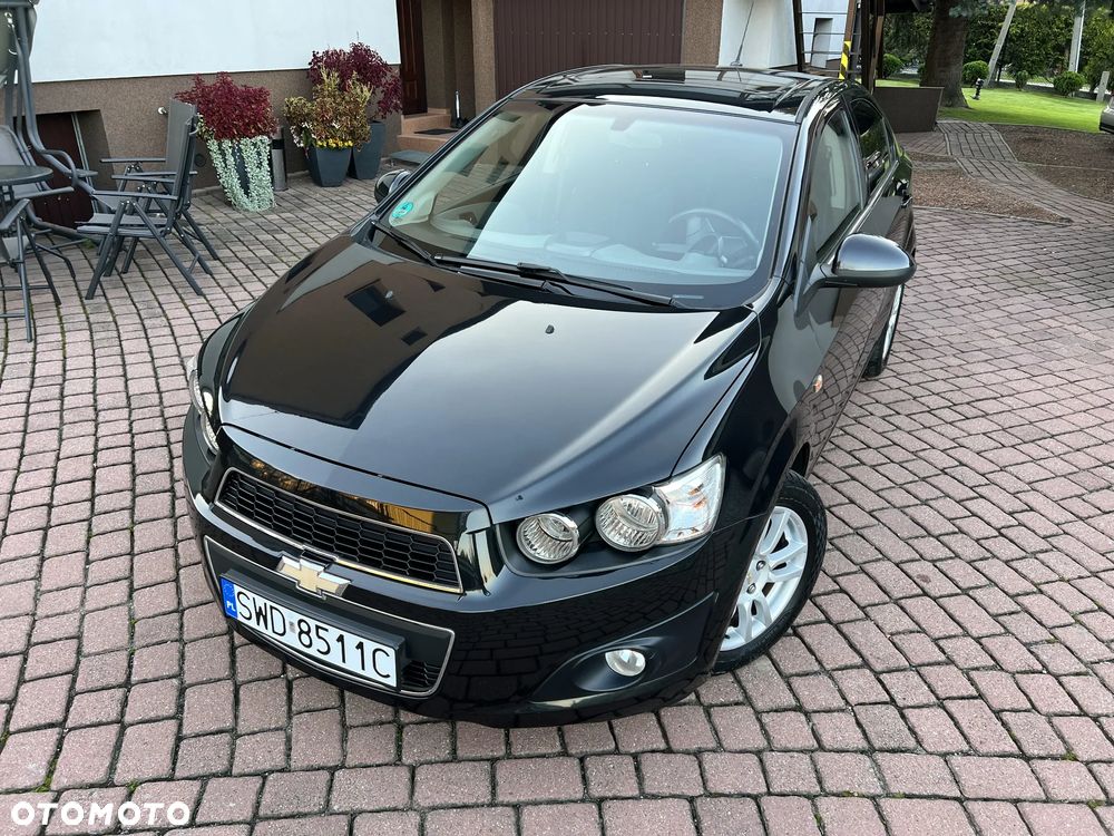 Chevrolet Aveo 1.4 LTZ S/S - 26
