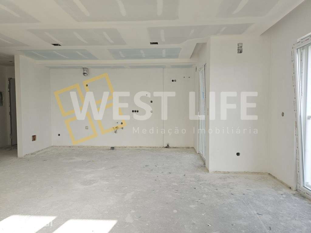 Apartamento T2 - NOVO - Excelentes acabamentos e ótima exposição so... - Grande imagem: 4/22