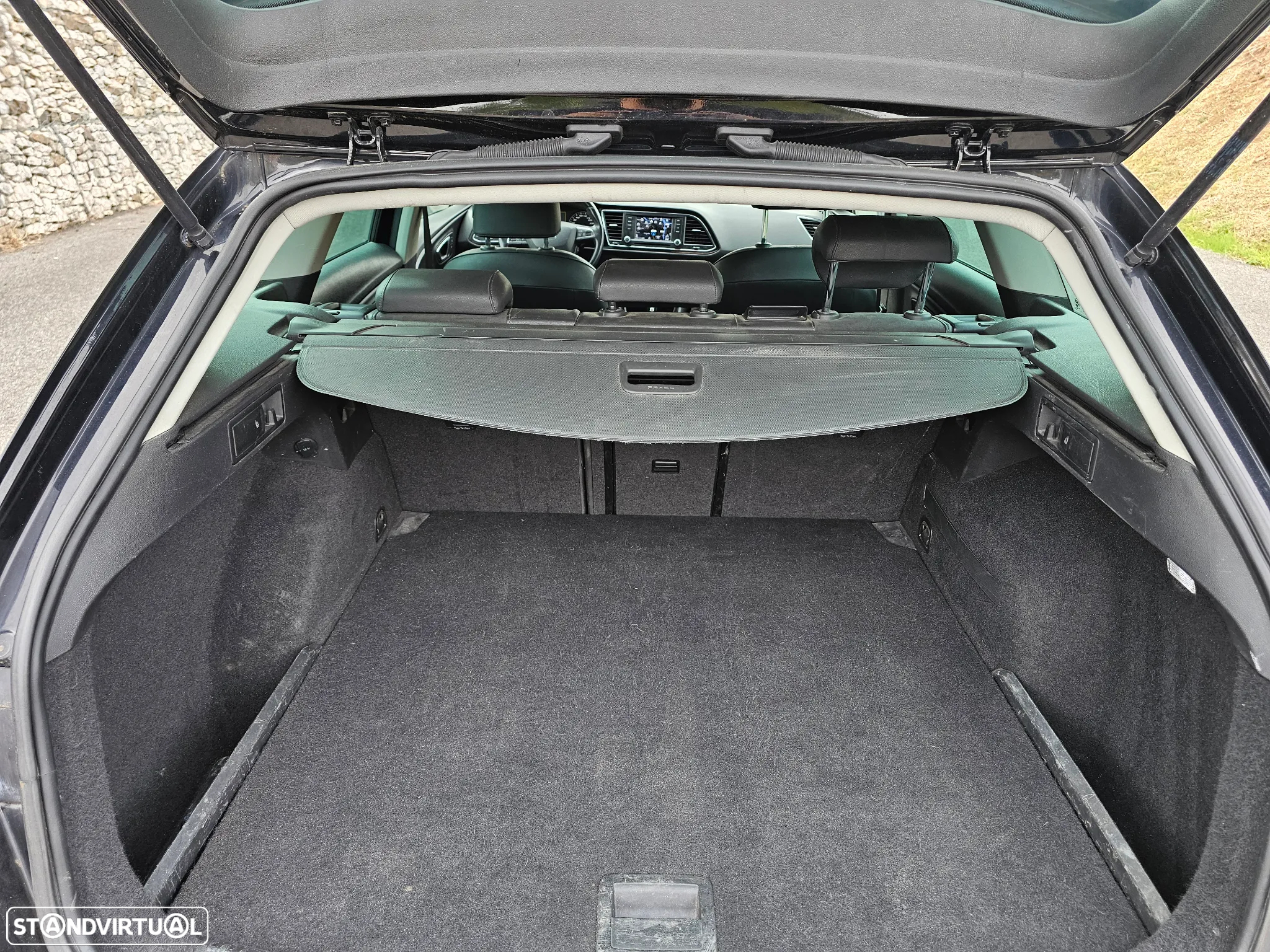 SEAT Leon ST 1.6 TDI Ecomotive Style - 14