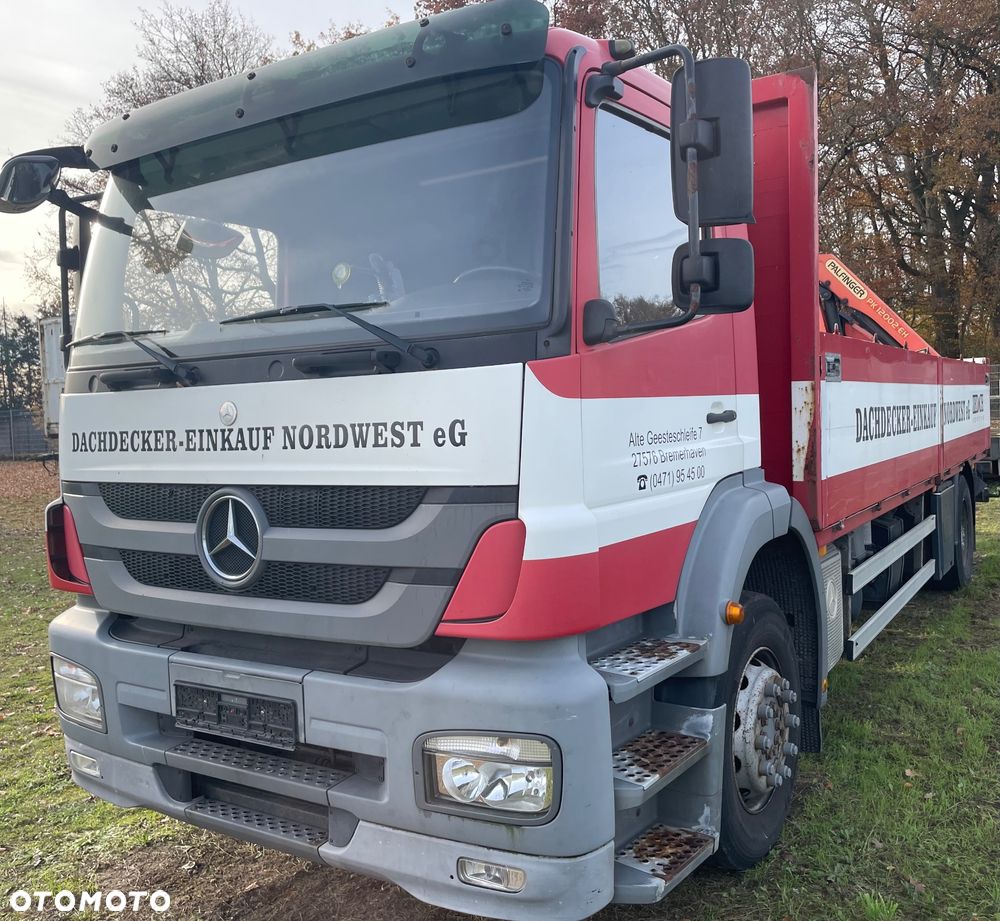 Mercedes-Benz Axor 1824 z żurawiem Palfinger 12002 z pilotem - 4