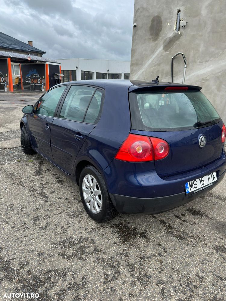 Volkswagen Golf - 13