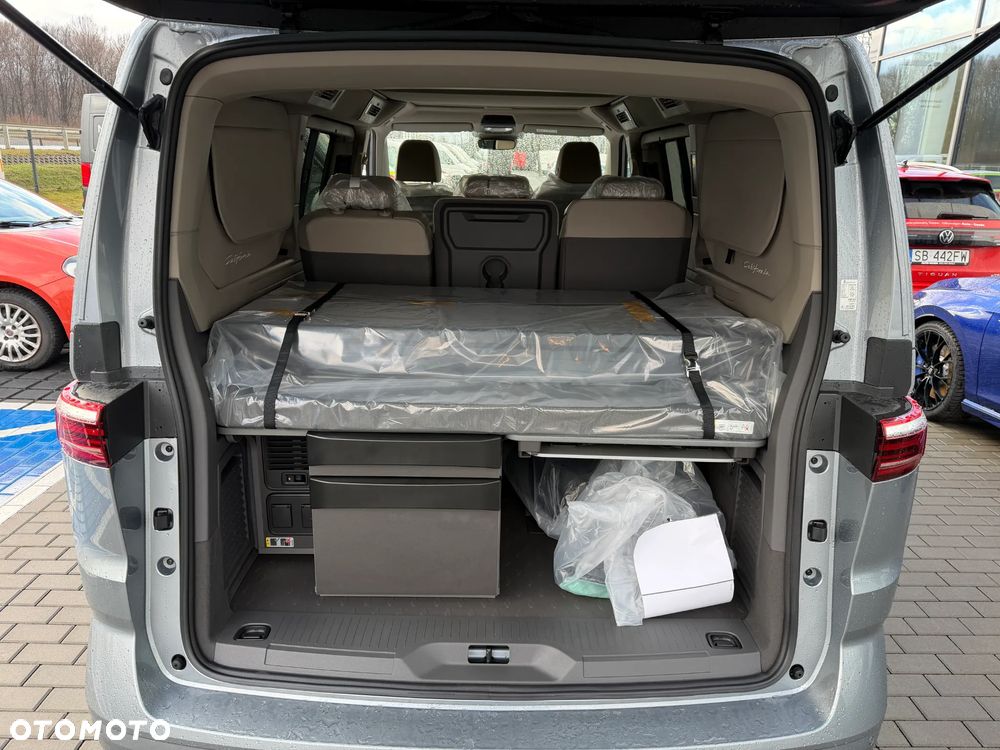 Volkswagen California - 11