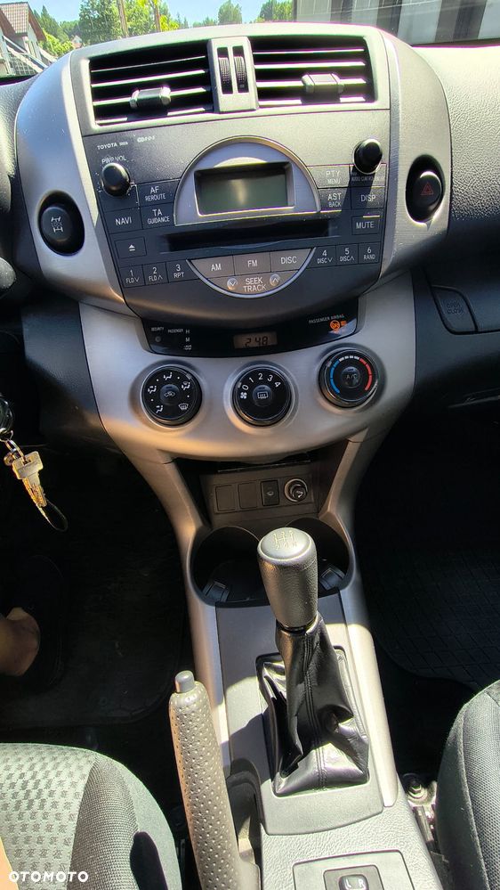 Toyota RAV4 - 7