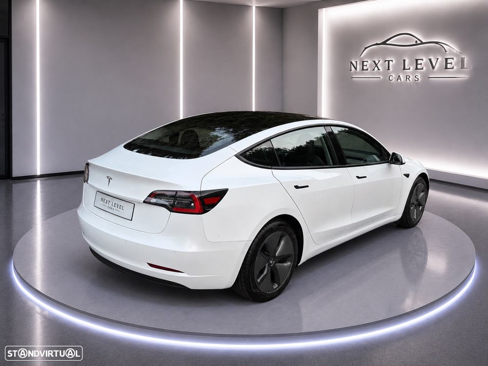 Tesla Model 3 Standard Range Plus RWD - 11