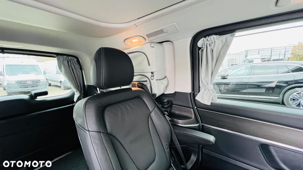 Mercedes-Benz Klasa V 300 d 4-Matic 9G-Tronic - 24