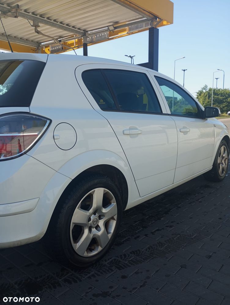 Opel Astra 1.6 - 5