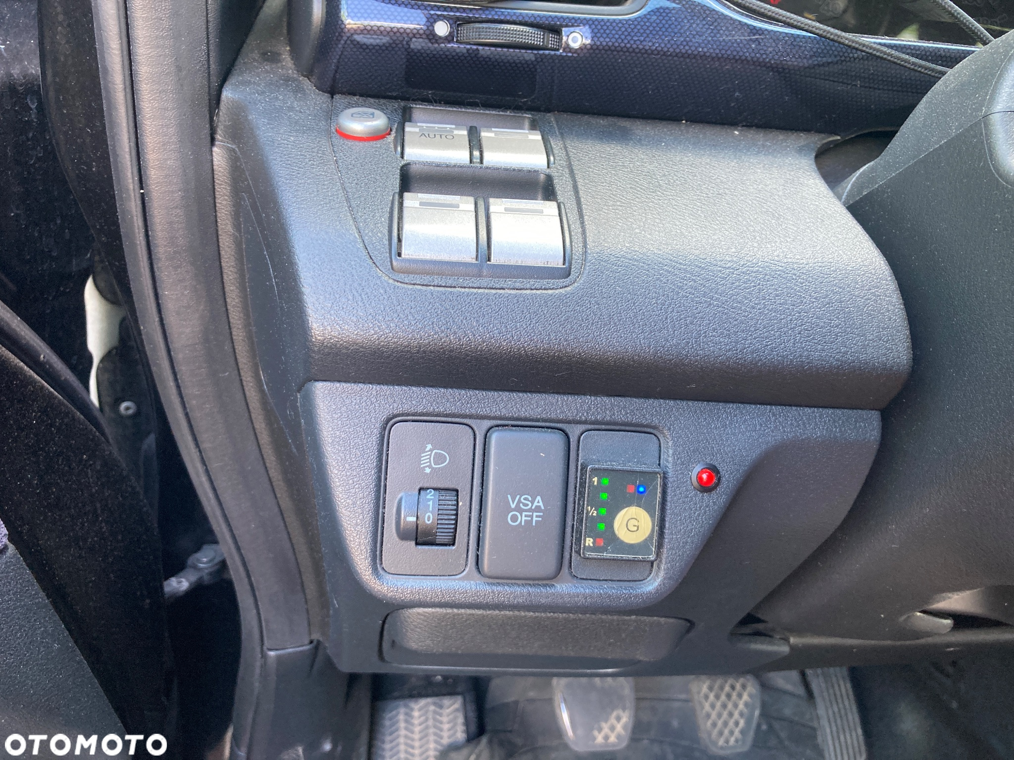 Honda FR-V - 2
