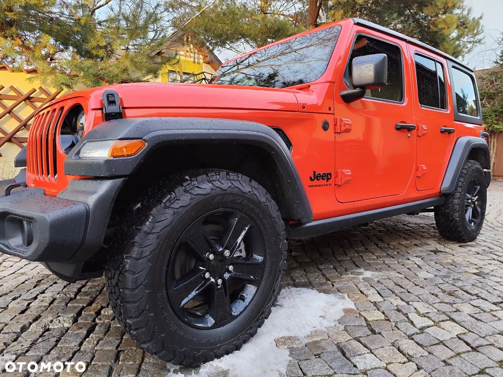 Jeep Wrangler - 1