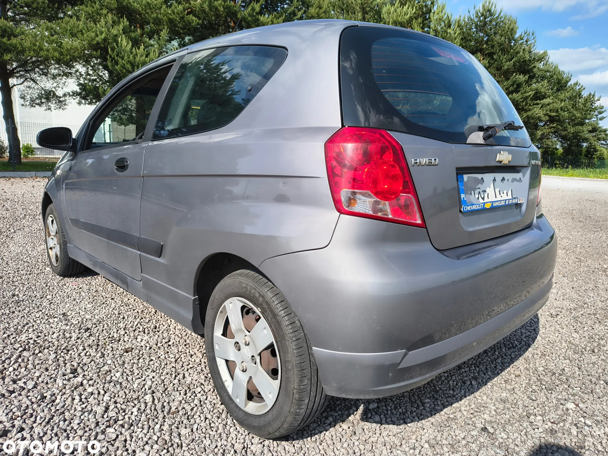 Chevrolet Aveo - 4