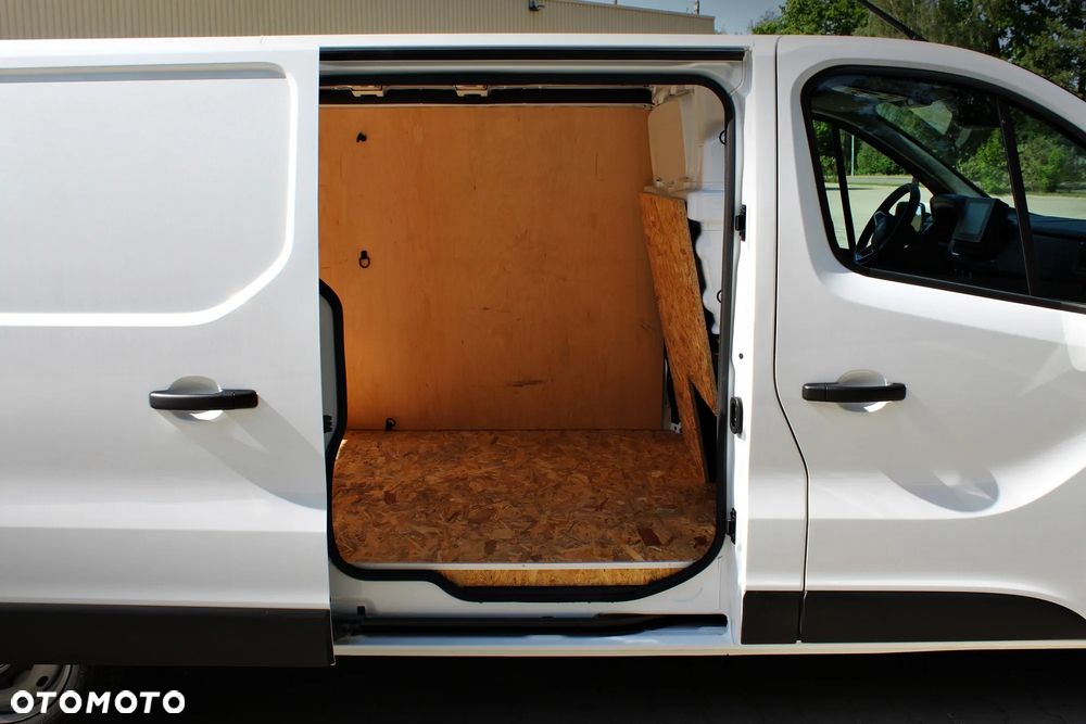 Renault Trafic L2H1 Long - 19