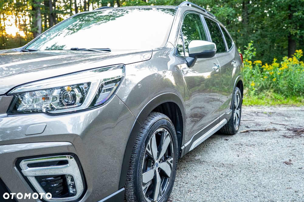Subaru Forester 2.0i-L Platinum (EyeSight) Lineartronic - 13