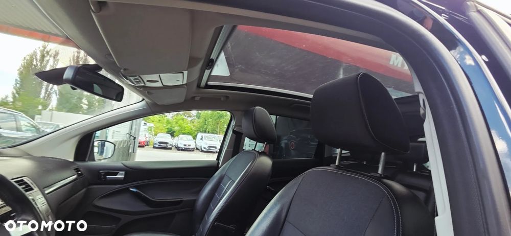 Ford Kuga 2.0 TDCi 4WD Titanium - 32
