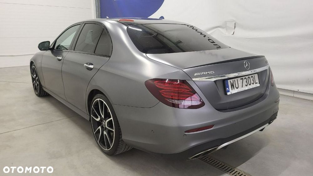 Mercedes-Benz Klasa E - 8