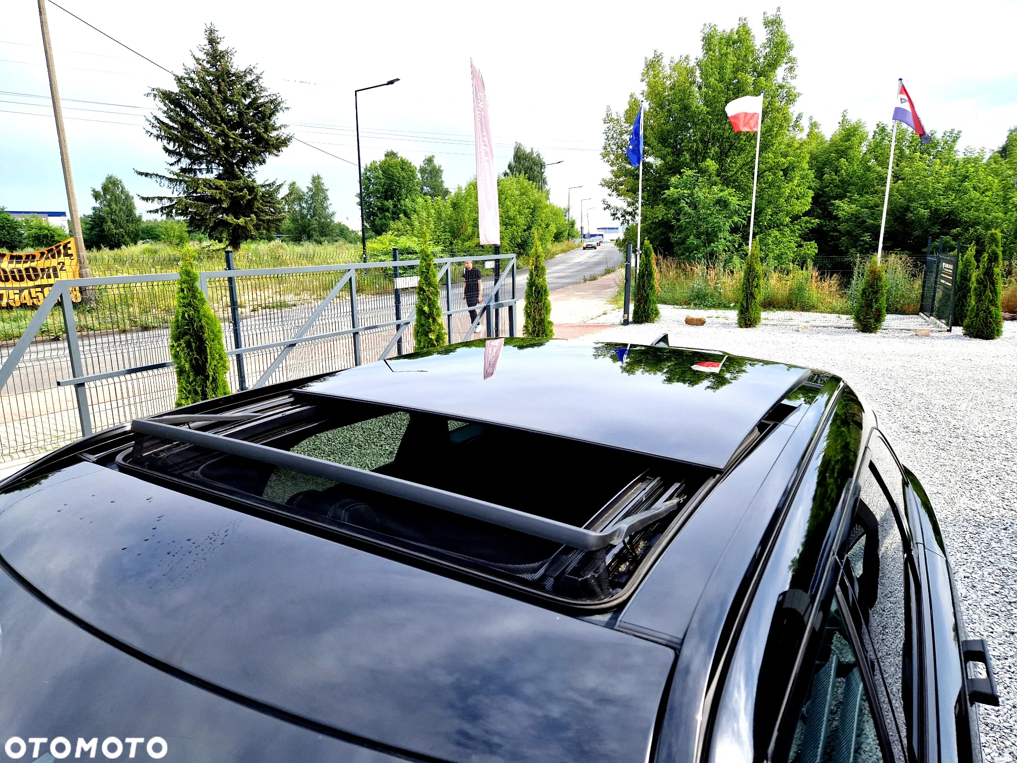 Land Rover Range Rover Velar 2.0 TD4 R-Dynamic - 23