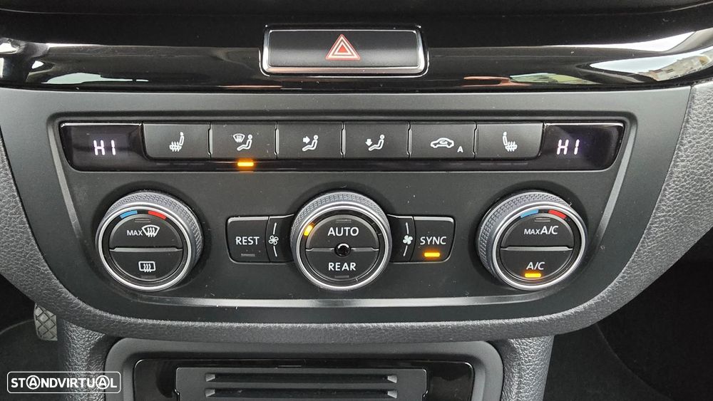 VW Sharan 2.0 TDI Highline DSG - 28