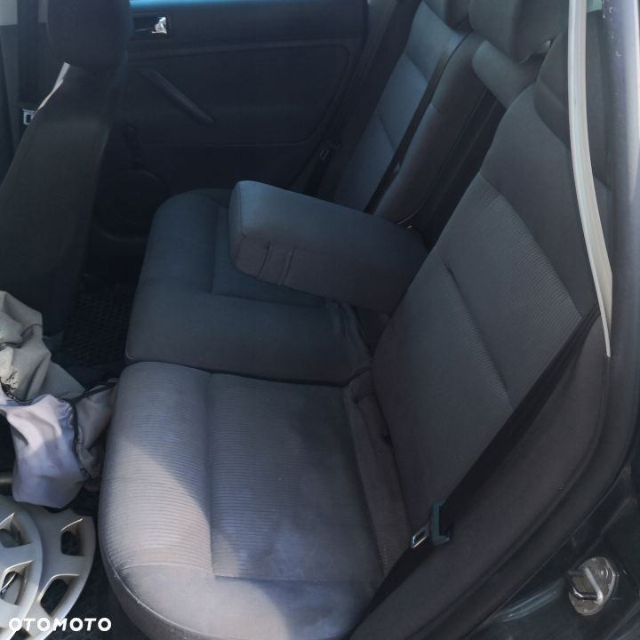 VW PASSAT B5FL KOMBI FOTELE KANAPA ISOFIX CZARNE - 4