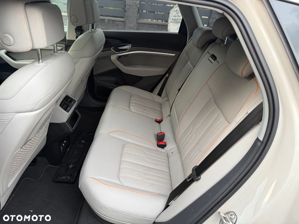 Audi e-tron 55 Quattro Advanced - 22