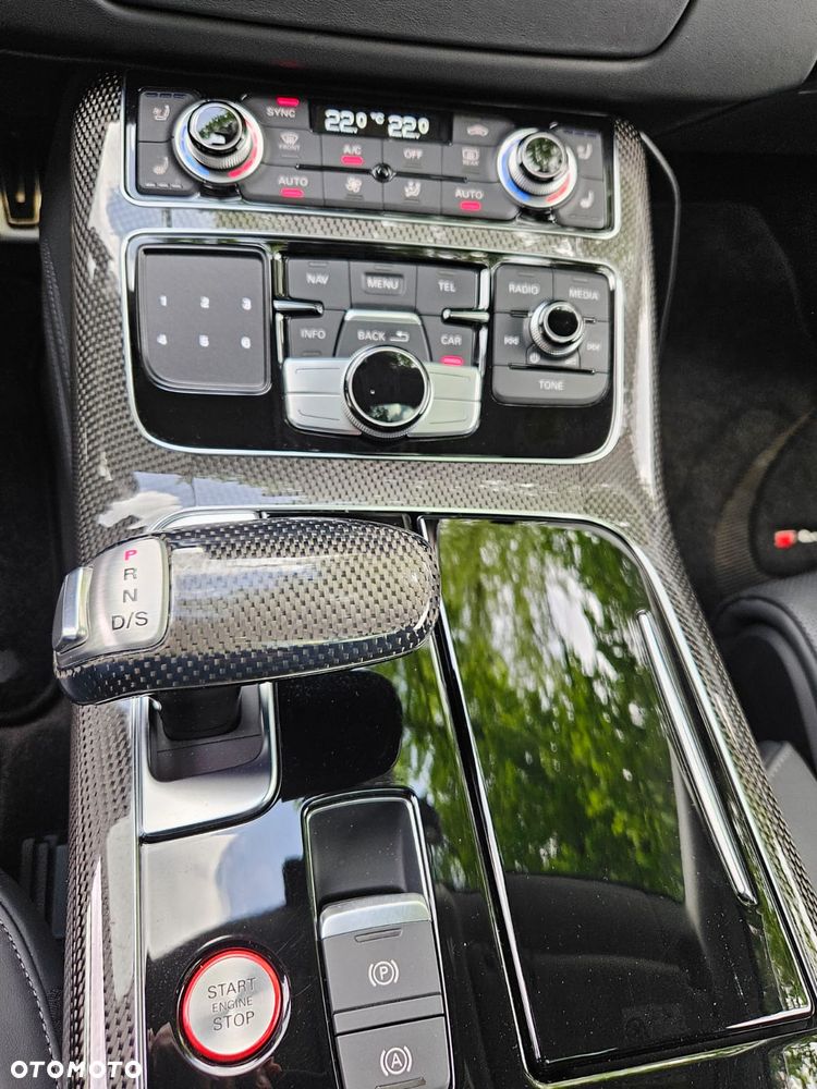 Audi S8 - 15