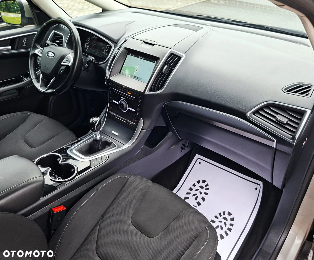 Ford S-Max 2.0 TDCi Titanium - 26