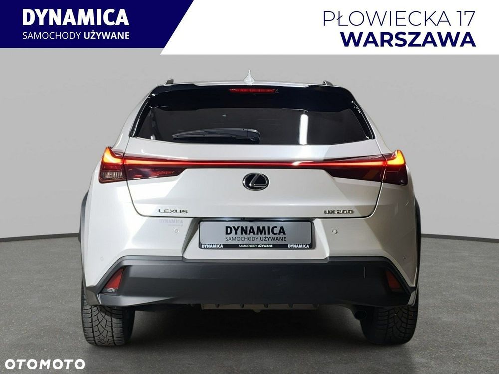 Lexus UX - 7