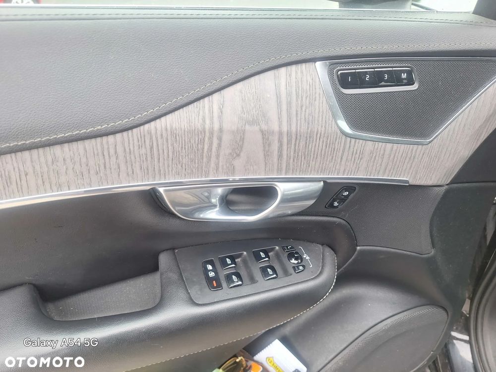 Volvo XC 90 - 13