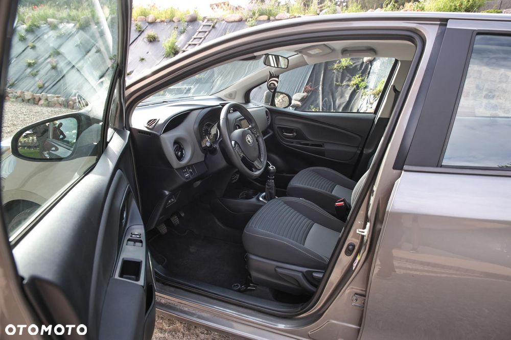 Toyota Yaris 1.5 Premium - 6