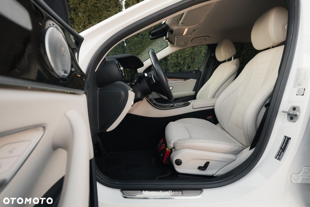 Mercedes-Benz Klasa E - 19