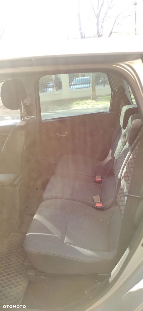 Renault Scenic - 9