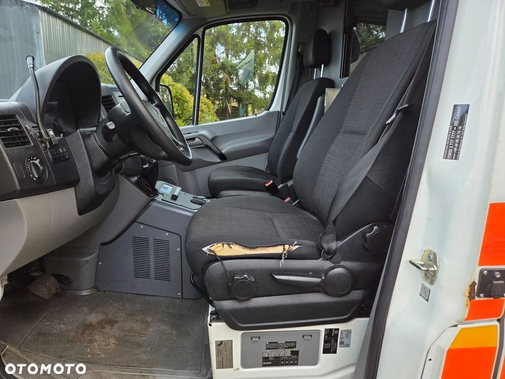 Mercedes-Benz Sprinter - 7