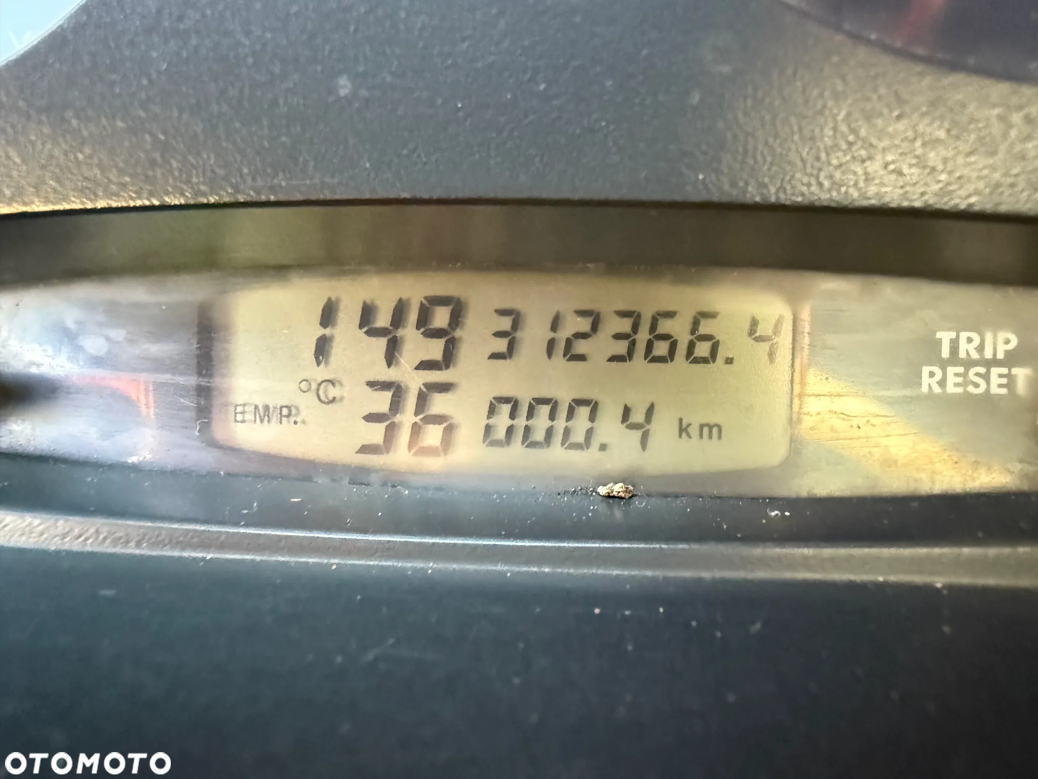 Iveco DAILY 35S14 - 28