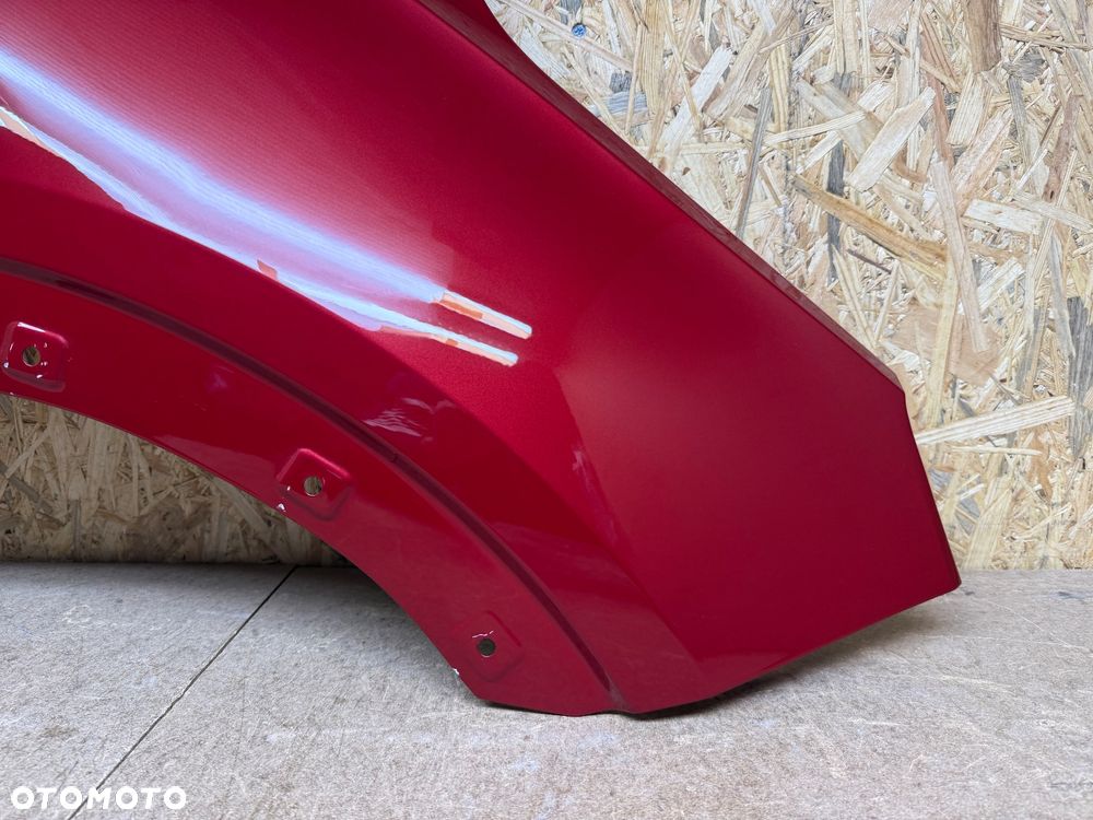 BŁOTNIK PRZÓD PRAWY OPEL CROSSLAND X BORDOWY/WIŚNIOWY METALIK - 18