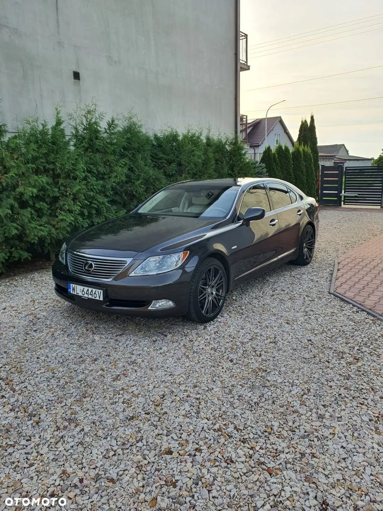 Lexus Ls 460