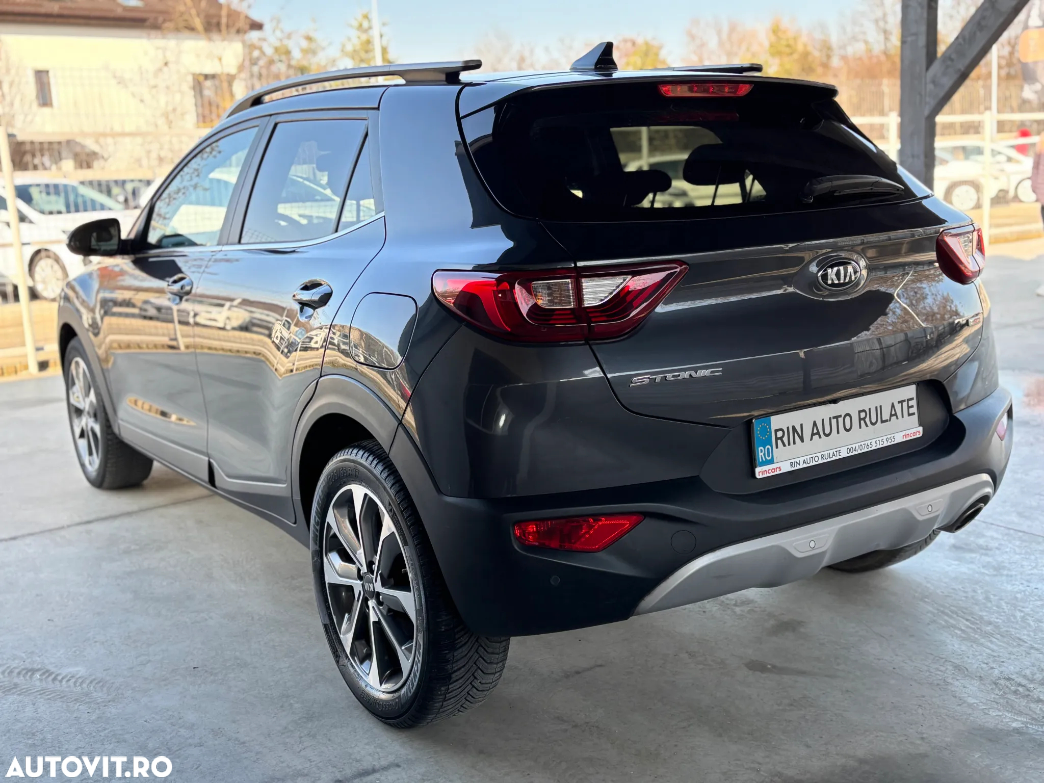 Kia Stonic 1.0 T-GDI HP Urban - 9