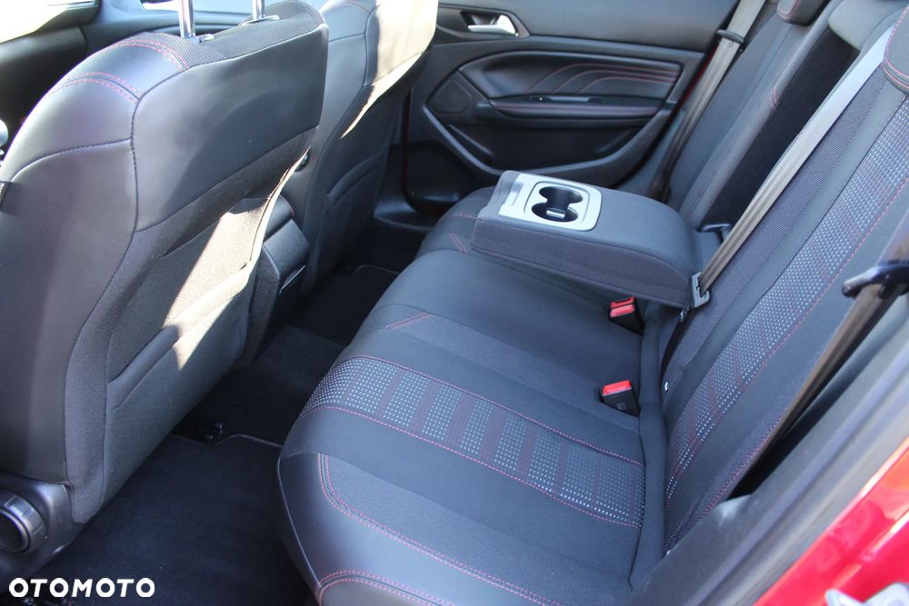 Peugeot 308 BlueHDi 130 Stop & Start GT - 12