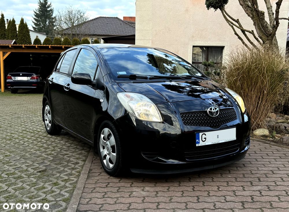 Toyota Yaris 1.3 Edition S - 38