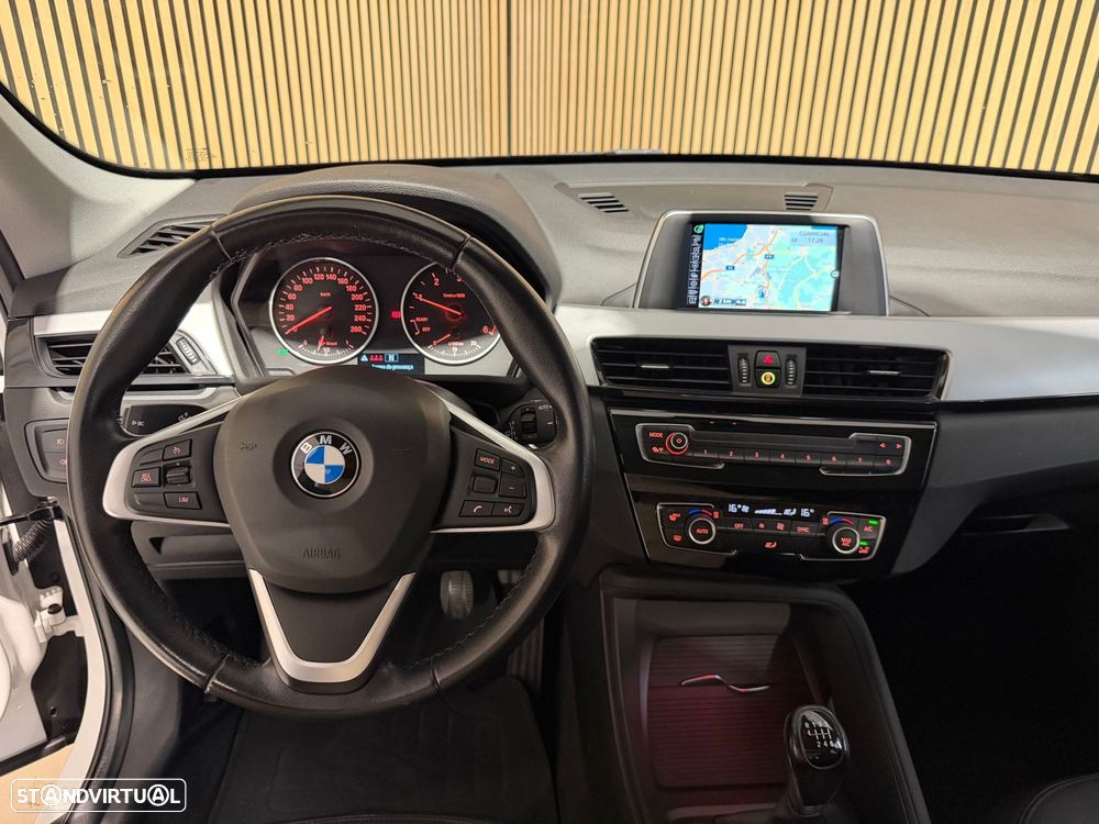BMW X1 16 d sDrive Advantage - 8