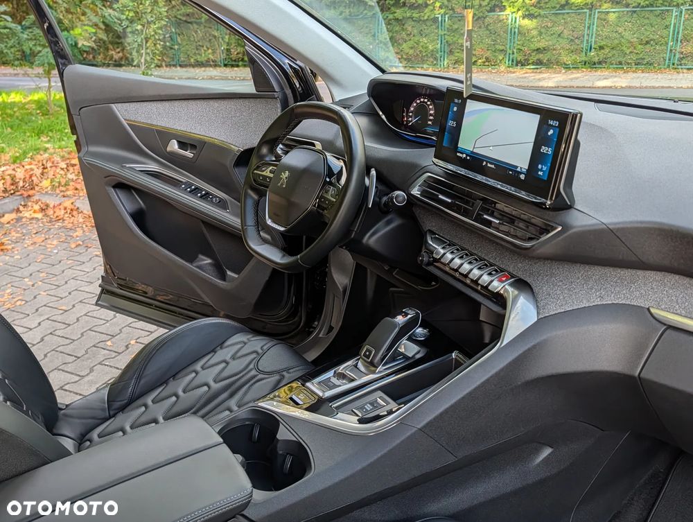 Peugeot 5008 BlueHDi 130 EAT8 Allure - 27
