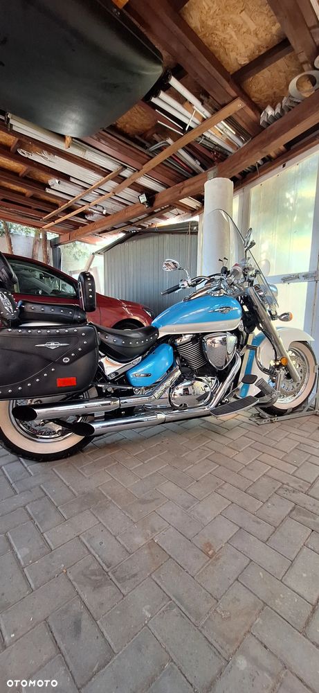 Suzuki VL 800 Volusia - Boulevard C50 - 2