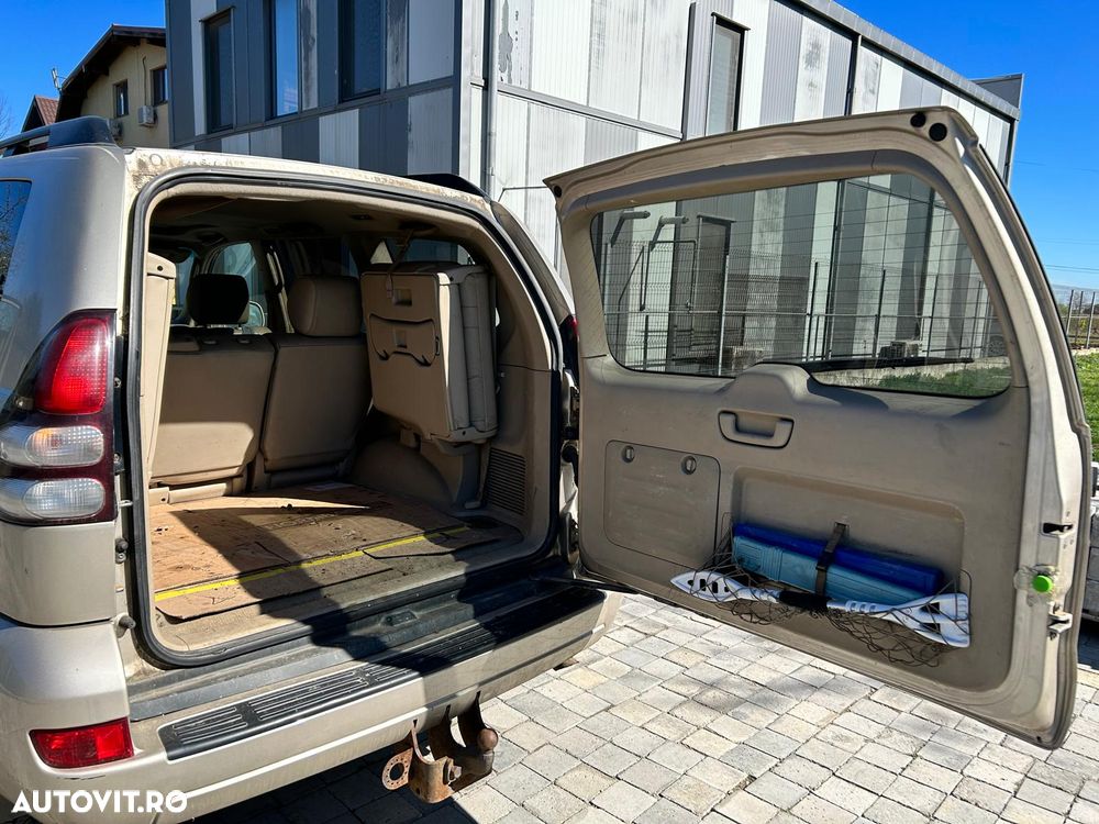 Toyota Land Cruiser - 9