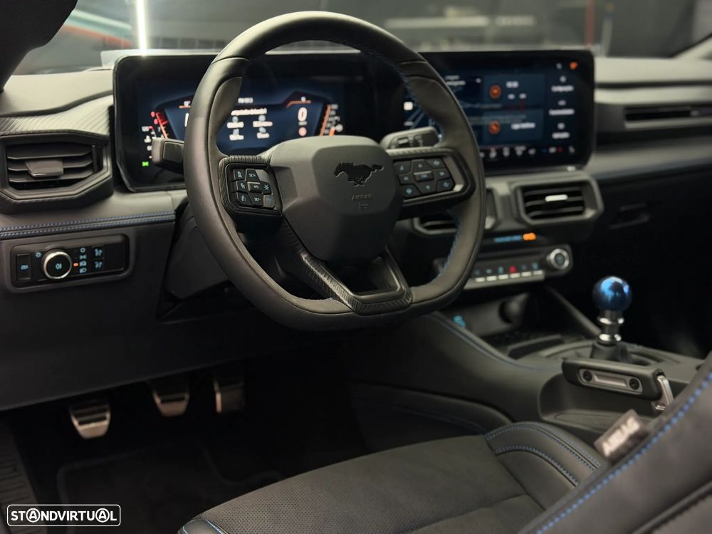 Ford Mustang 5.0 Ti-VCT Dark Horse - 17